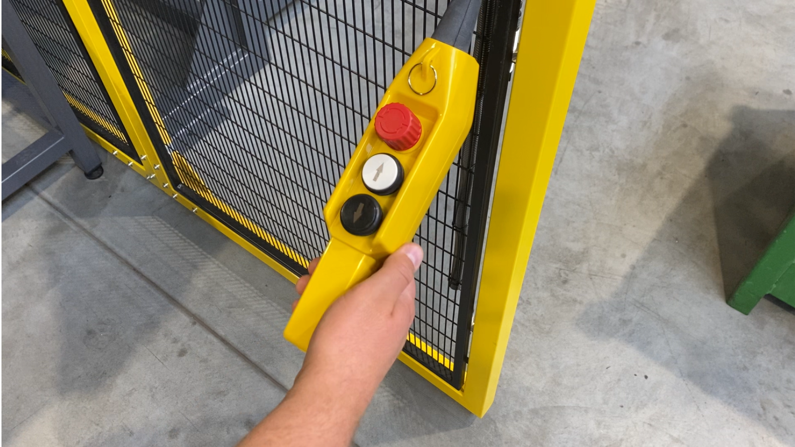 Pilot operatorski do wywrotnicy skrzynio-palet